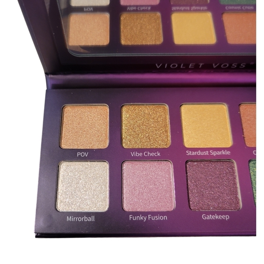 Violet Voss Disco Drip Eye Shadow Palette - Picture 7 of 7